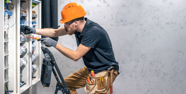 Best Licensed Electrician  in West Clarkston Highland, WA